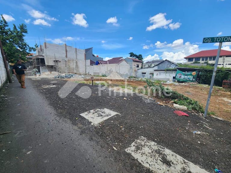 Dijual Tanah Residensial Siap Bangun Bebas Banjir di Kalisari - Gambar 4