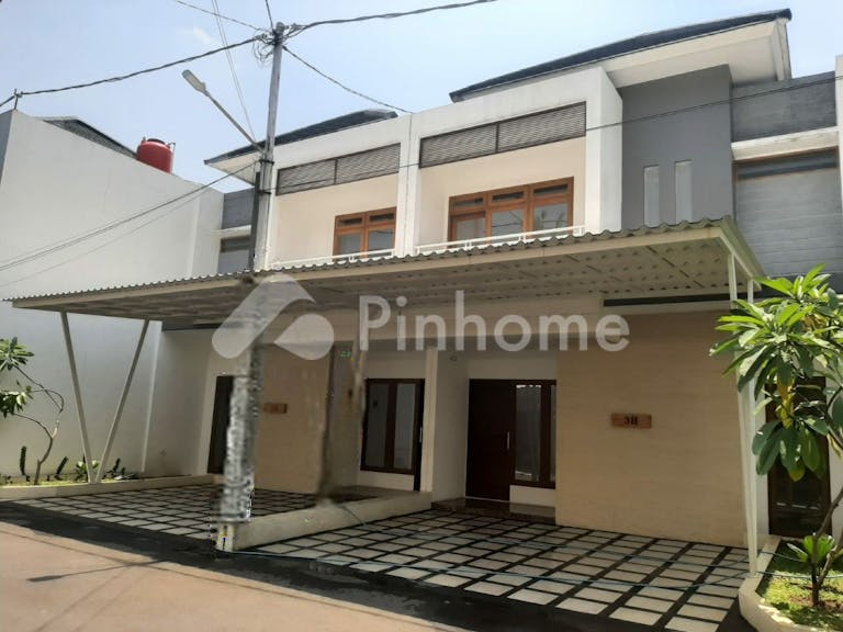 dijual rumah 4kt 105m2 di jl ciganjur - 7