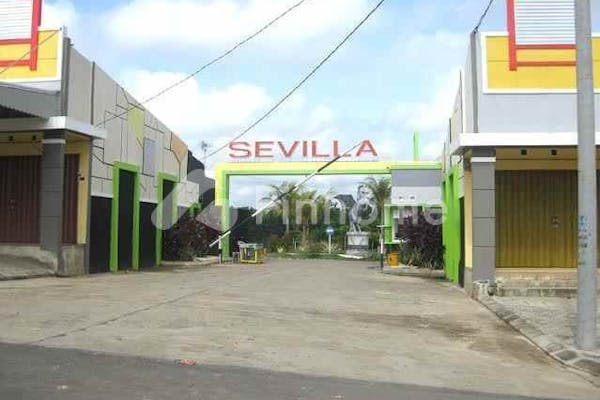 dijual rumah sevilla dekat fasilitas umum di jl  tp sriwijaya lorong pipa - 7