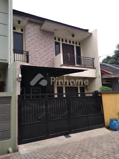 dijual rumah siap huni di graha karang tengah - 5