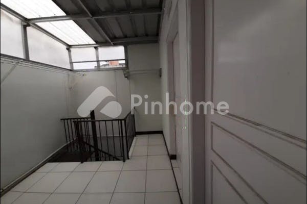 dijual rumah siap pakai di taman cibaduyut indah - 7