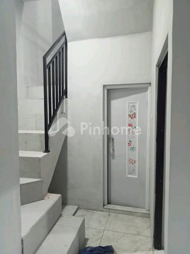 dijual rumah 2 lantai tanpa bi checking syarat mudah di kemanggisan - 4