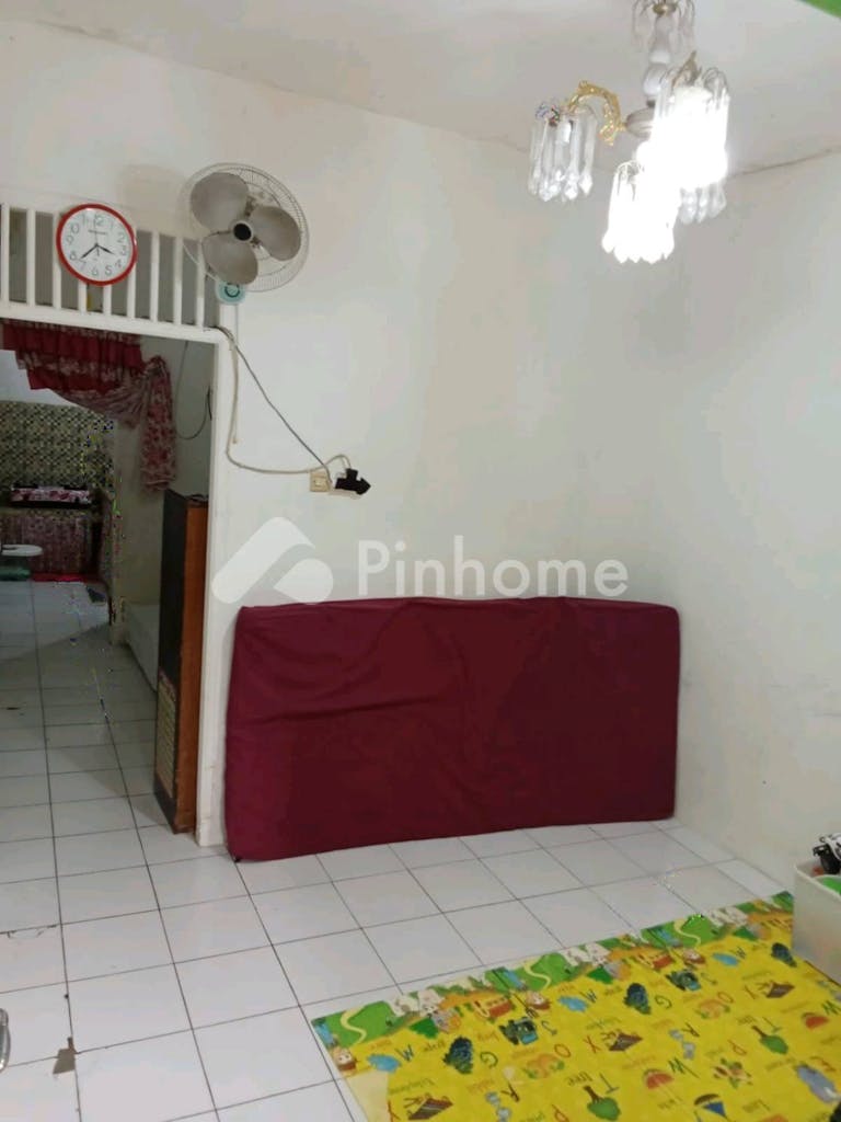 dijual rumah petakan di jl raya kejaksaan kereo - 3