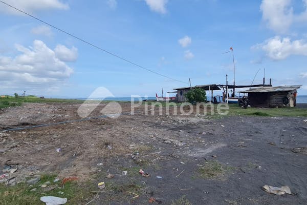 dijual tanah komersial lokasi bagus dekat pantai di gemitir - 6