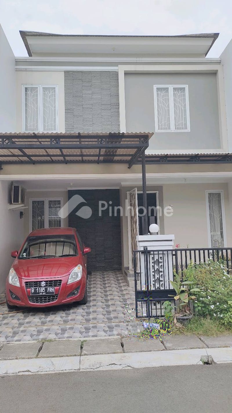 dijual rumah 4kt 112m2 di jl sakura - 1