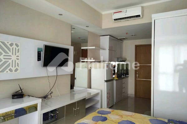 disewakan apartemen siap huni di apartemen the oasis lippo cikarang - 2