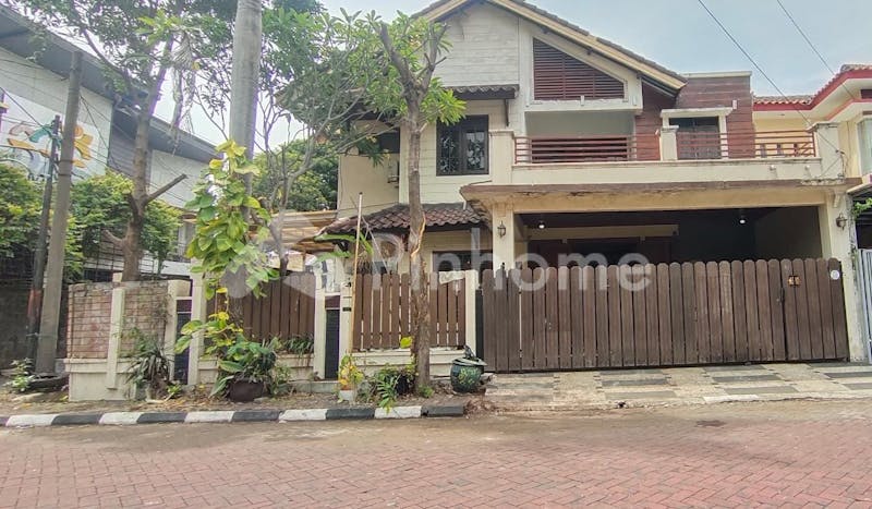 dijual rumah siap huni dekat ubaya di panjang jiwo - 1