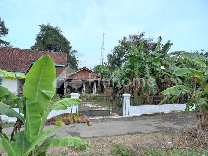 dijual tanah residensial bonus rumah sangat strategis di jalan puteran  desa kesugihan - 4