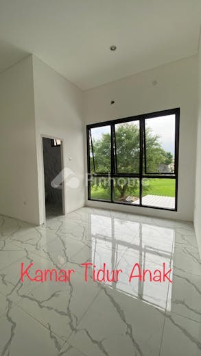 dijual rumah baru lokasi bagus di modernhill pondok cabe - 4