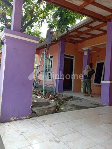 dijual rumah bagus siap huni lingkungan nyaman dan strategis di pondok wage indah 2 sidoarjo - 2