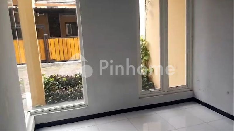 dijual rumah bagus di arjowinangun park malang - 7