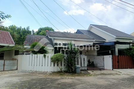 Dijual Rumah Lokasi Strategis di Nusa Loka BSD - Gambar 1