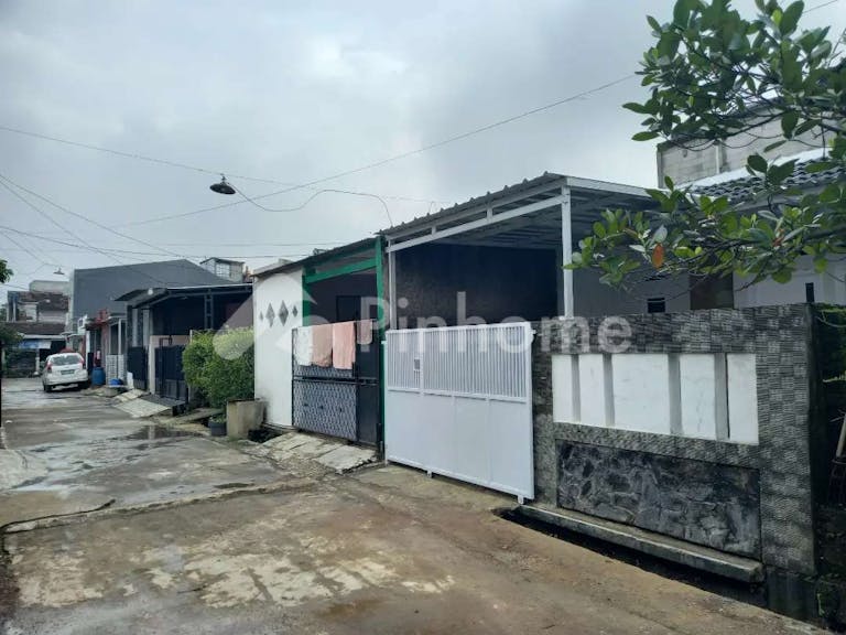 Dijual Rumah Dalam Komplek Bebas Banjir di Komplek Permata Biru, Jl. Nasional III - Gambar 2