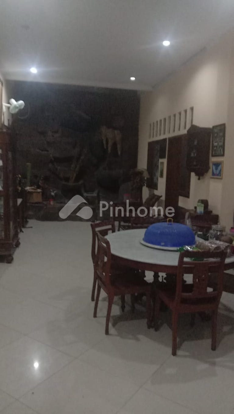 dijual rumah sangat strategis murah nyaman di jl  ki mangun sarkoro  kota semarang - 4