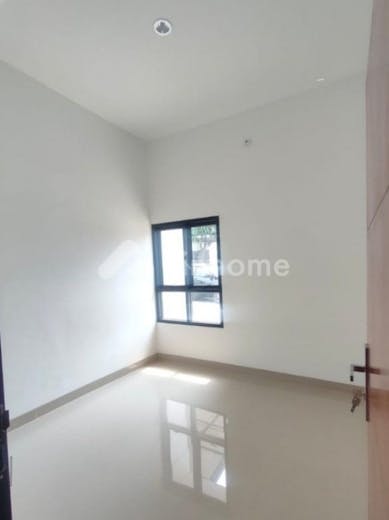 dijual rumah nol dp   tanpa pakai dp di cipayung depok - 8