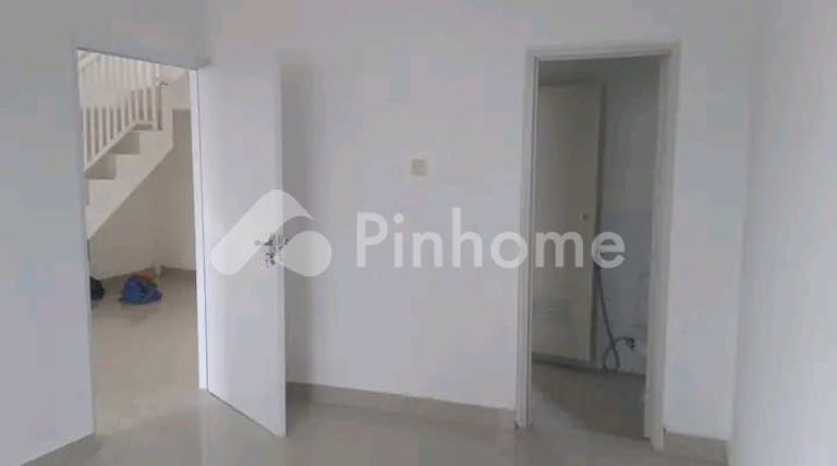 dijual rumah 2kt 60m2 di jl  h  minggu pemda cibinong  bogor - 23