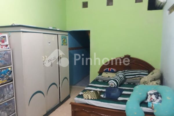 dijual rumah tengah kota   harga ambyar  di bumi - 8