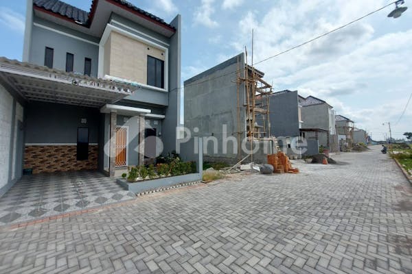 dijual tanah komersial dekat solo baru di menuran baki - 1