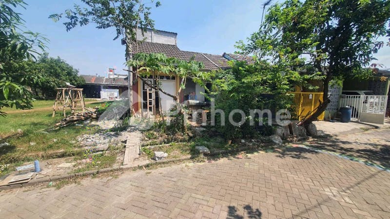 dijual rumah bahan butuh renovasi murah di bekasi timur regensi - 1