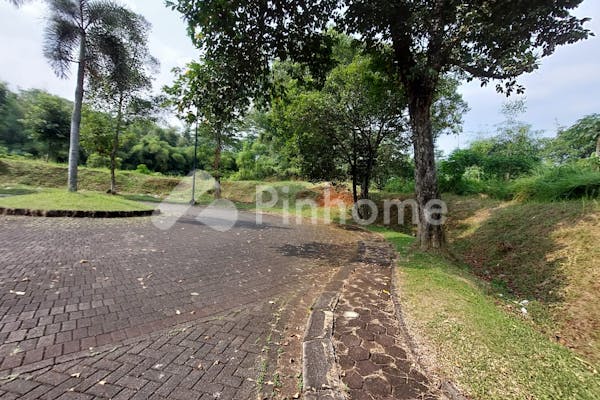 dijual tanah residensial lokasi bagus di raffles hills cibubur - 5