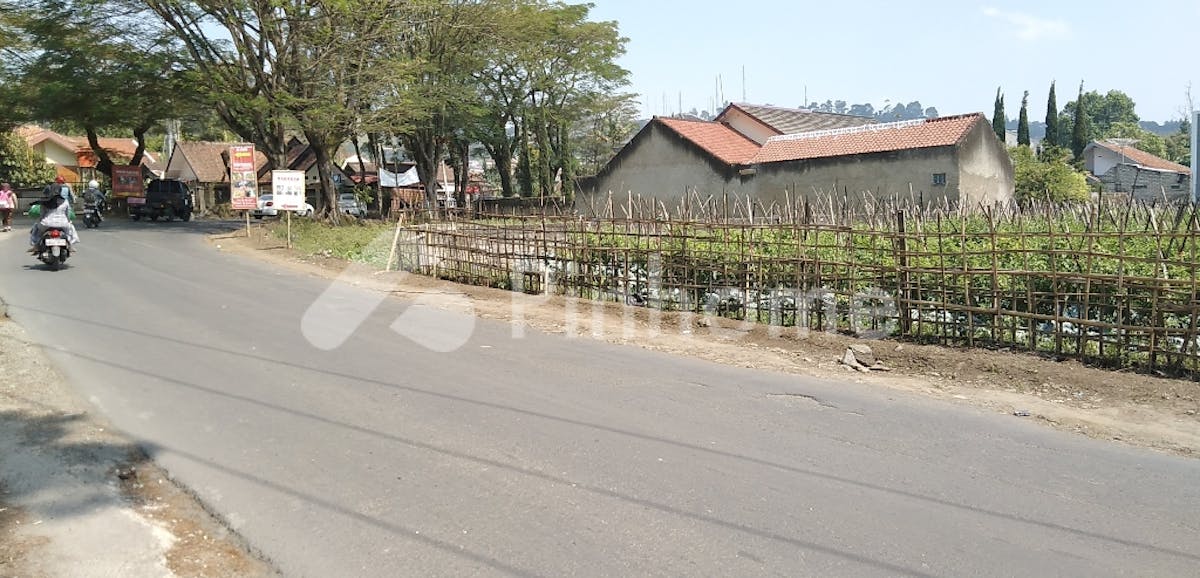 Dijual Tanah Komersial Lingkungan Nyaman Dekat Tempat Wisata di Lembang - Gambar 1