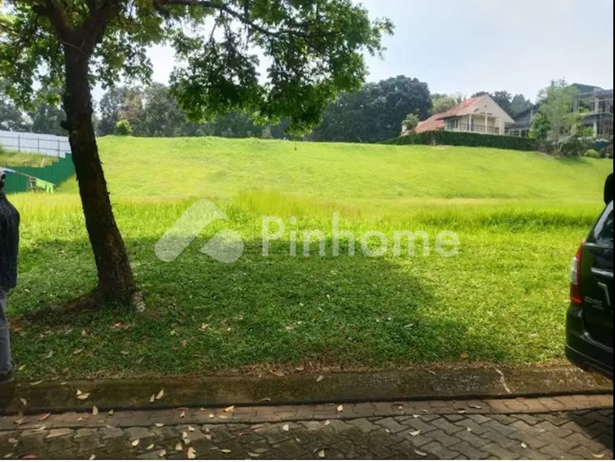 Dijual Tanah Residensial Kavling Premium View Taman di Rancamaya Golf And Estate - Gambar 1