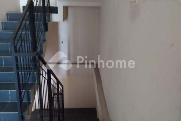 dijual ruko lokasi strategis di jalan kramat baru - 12