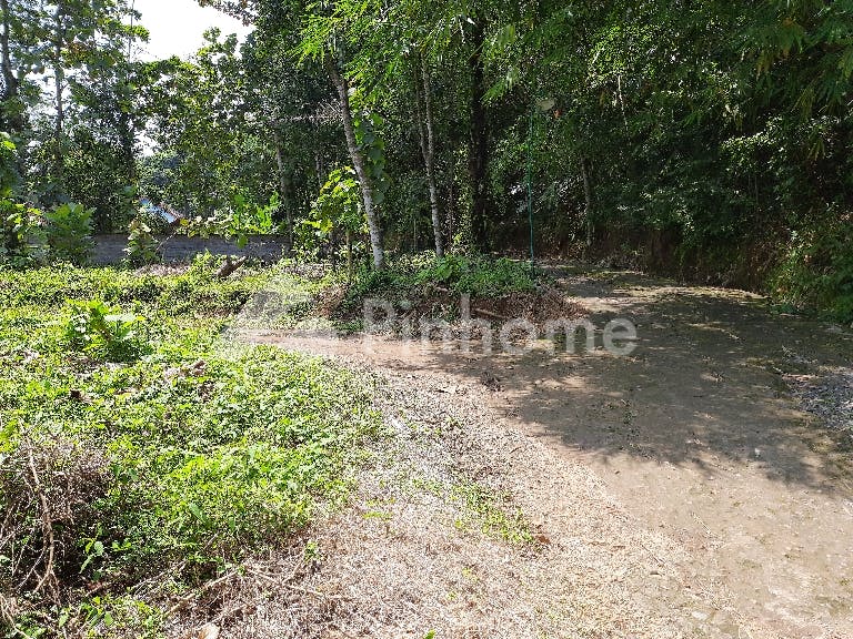 Dijual Tanah Residensial Lokasi Bagus di JL.Ngabei Djiwoto - Gambar 2
