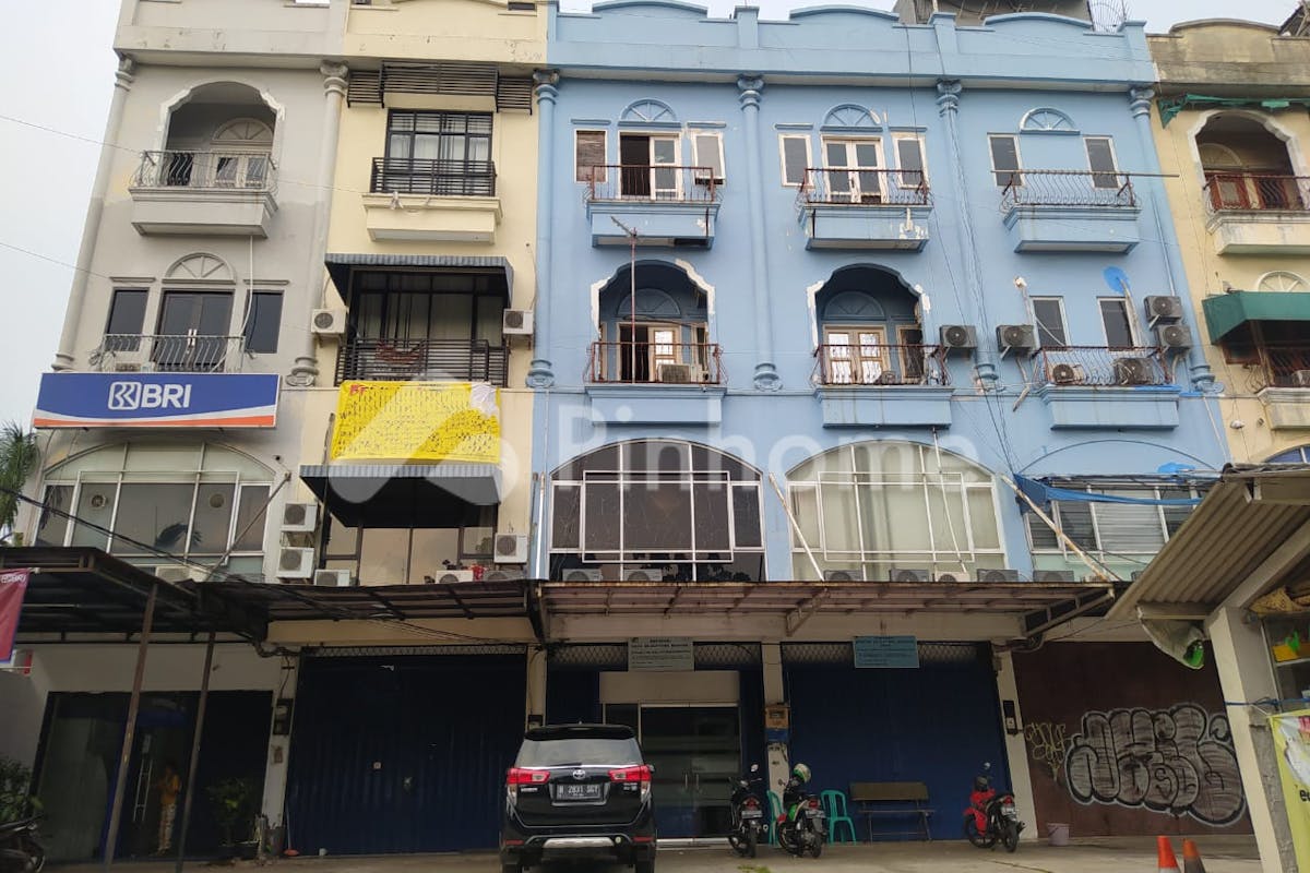 similar property dijual ruko siap pakai di jalan minangkabau barat  setiabudi - 2