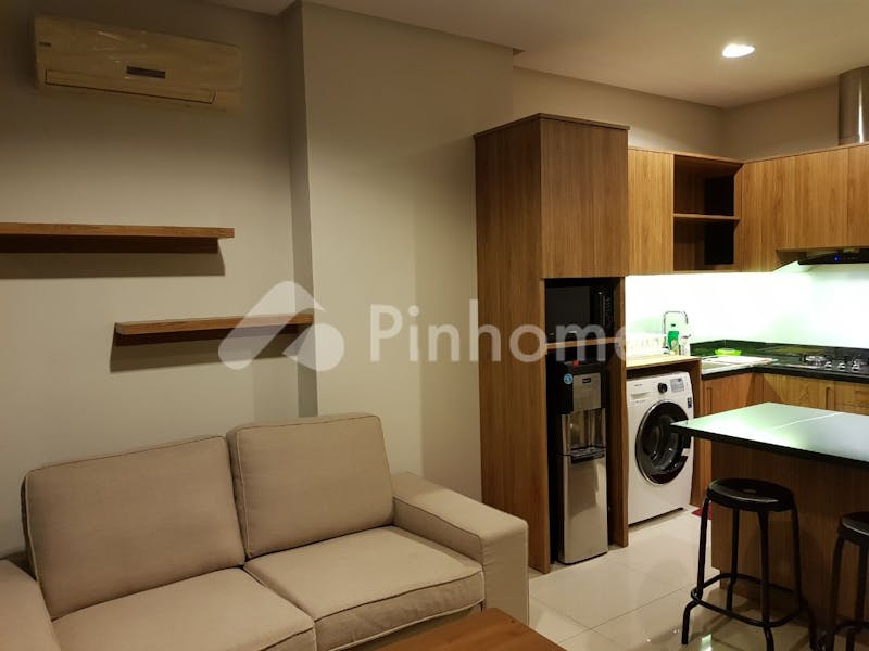 dijual apartemen super strategis di mampang prapatan - 1