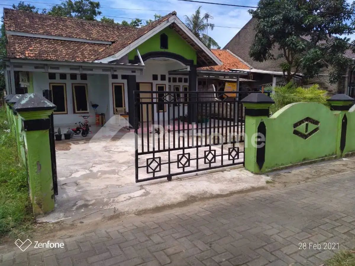 Dijual Rumah Sangat Strategis Dekat Polsek di Jl. Umbul Kapuk - Gambar 1