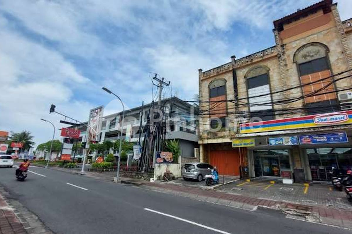 similar property dijual ruko lokasi strategis di jl  kediri  tuban  kuta  kabupaten badung  bali 80361 - 1
