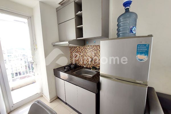 dijual apartemen 2br furnish lt 10 dekat kampus di apartemen parahyangan residence - 6