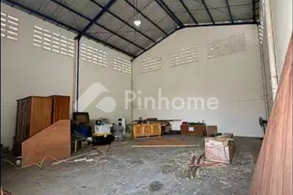 dijual kantor siap pakai di perumahan puri surya jaya gedangan sidoarjo - 8