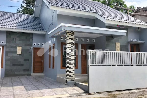 dijual rumah rumah baru dijogjabay jogja di stadion maguwoharjo jogja - 1