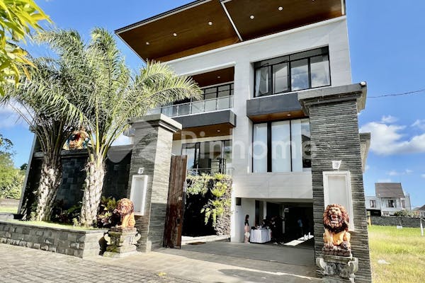 dijual rumah villa mewah 4 lantai full furnished super strategis di denpasar bali di jl  tukad badung - 2