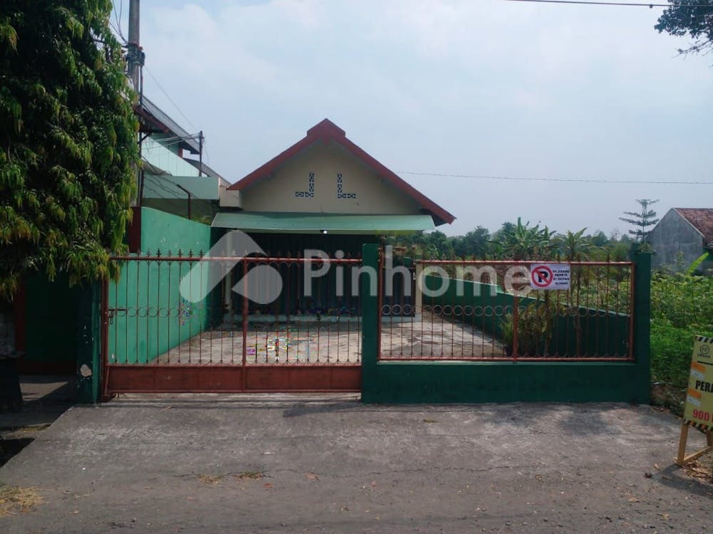 Disewakan Rumah Bisa Buat Usaha Strategis di Ringroud Barat Gamping Sleman Yogyakarta Rp43 Juta/tahun | Pinhome