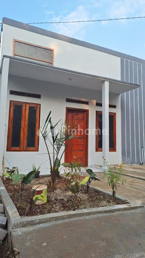 dijual rumah murah hanya 95 juta cash di deket stasiun daru 5 menit - 2