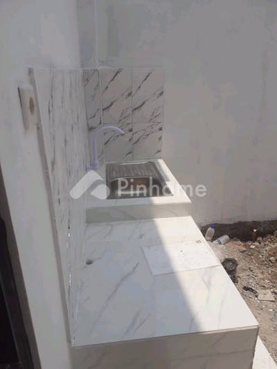 dijual rumah 2kt 78m2 di jl  sukawangi bekasi utara - 5