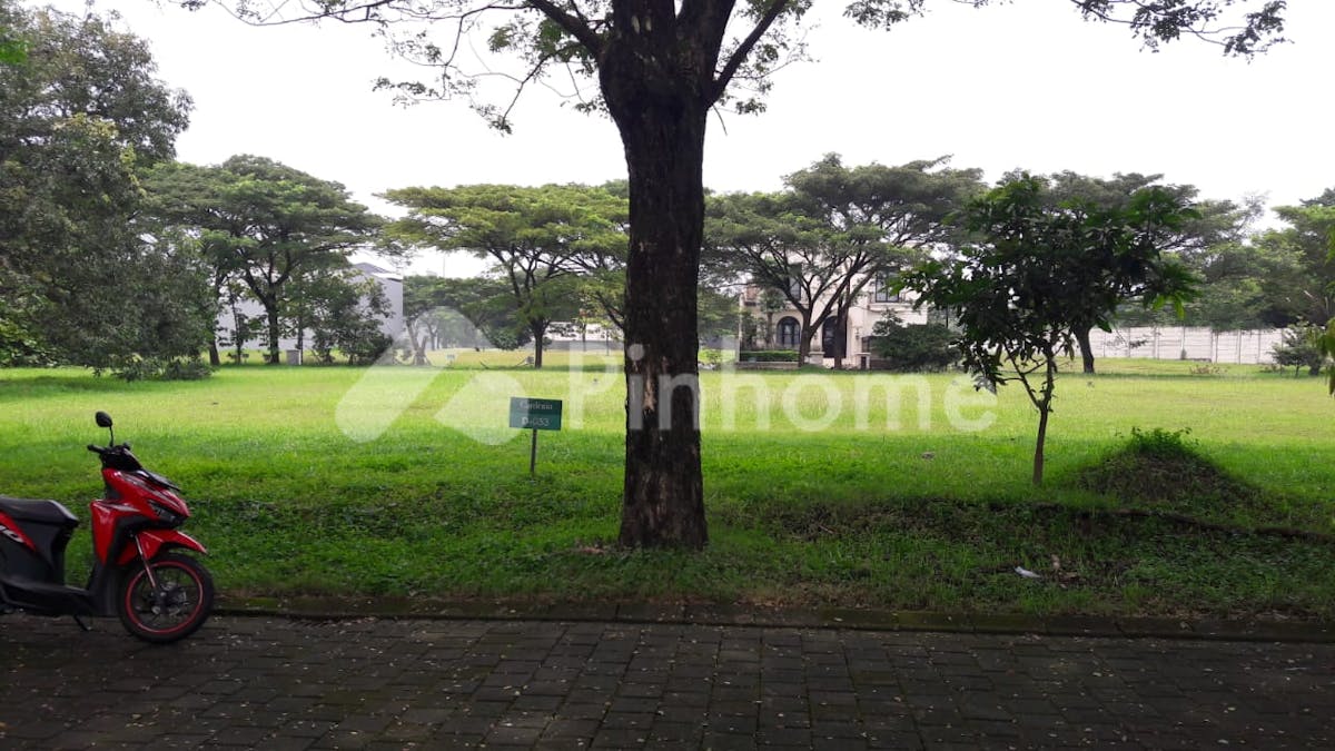 Dijual Tanah Residensial Lokasi Strategis di Graha Natura Surabaya - Gambar 1