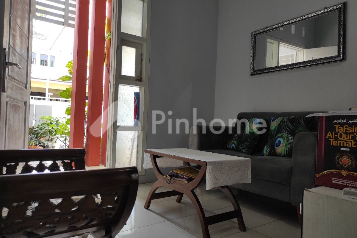 similar property dijual rumah full furnish di dalam komplek di limbangansari  limbangan sari - 6