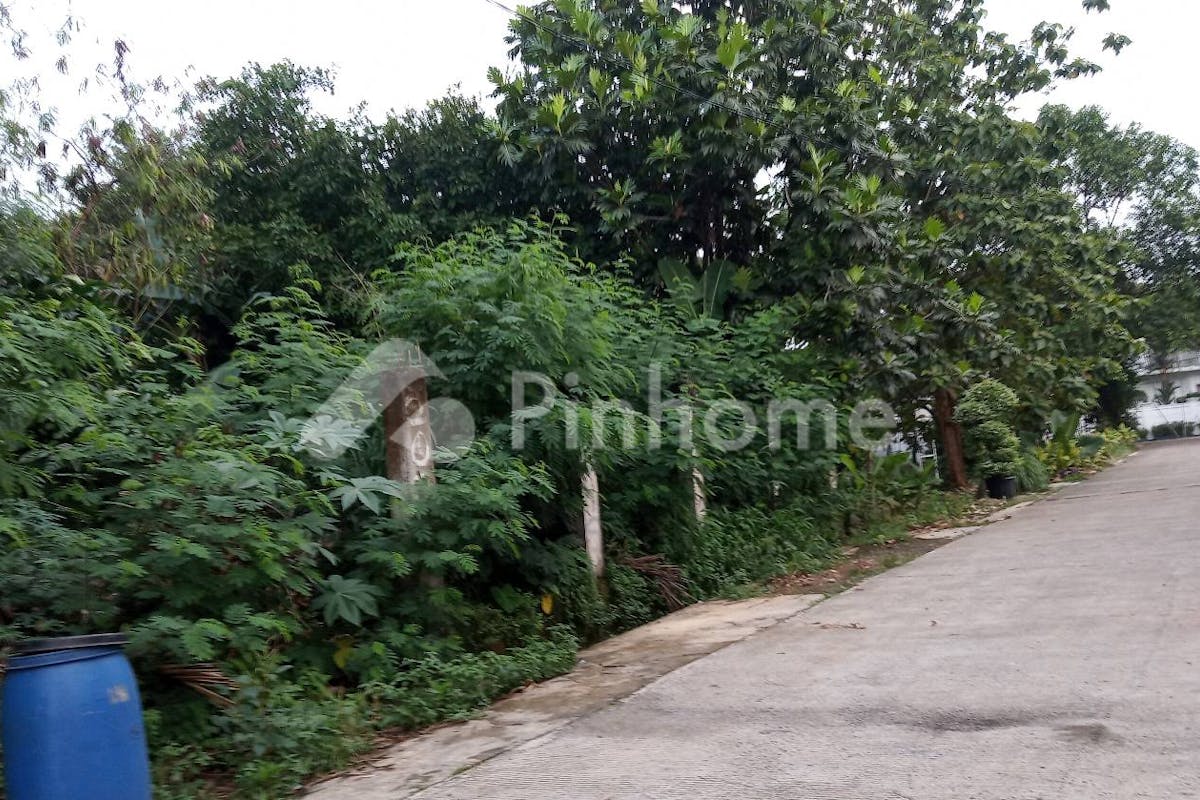 similar property dijual tanah residensial lokasi bagus di komplek billymoon pondok kelapa - 1