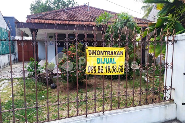 disewakan rumah pinggir jalan lokasi strategis di mekarsari - 1