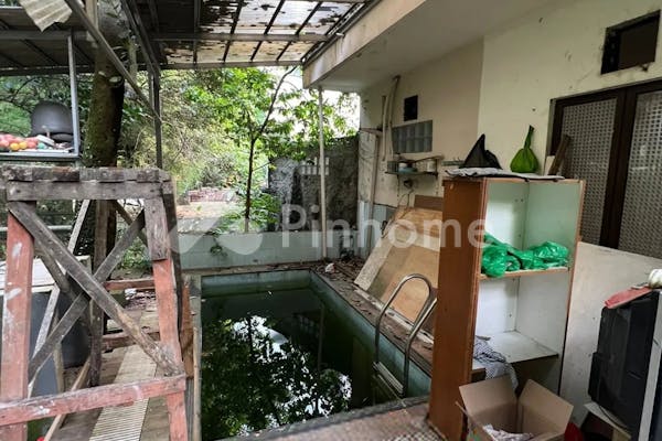 dijual rumah sangat strategis di serpong - 6