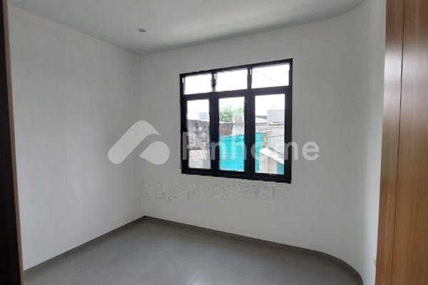 similar property dijual rumah 2 lantai minimalis di tki 1 kota bandung - 8