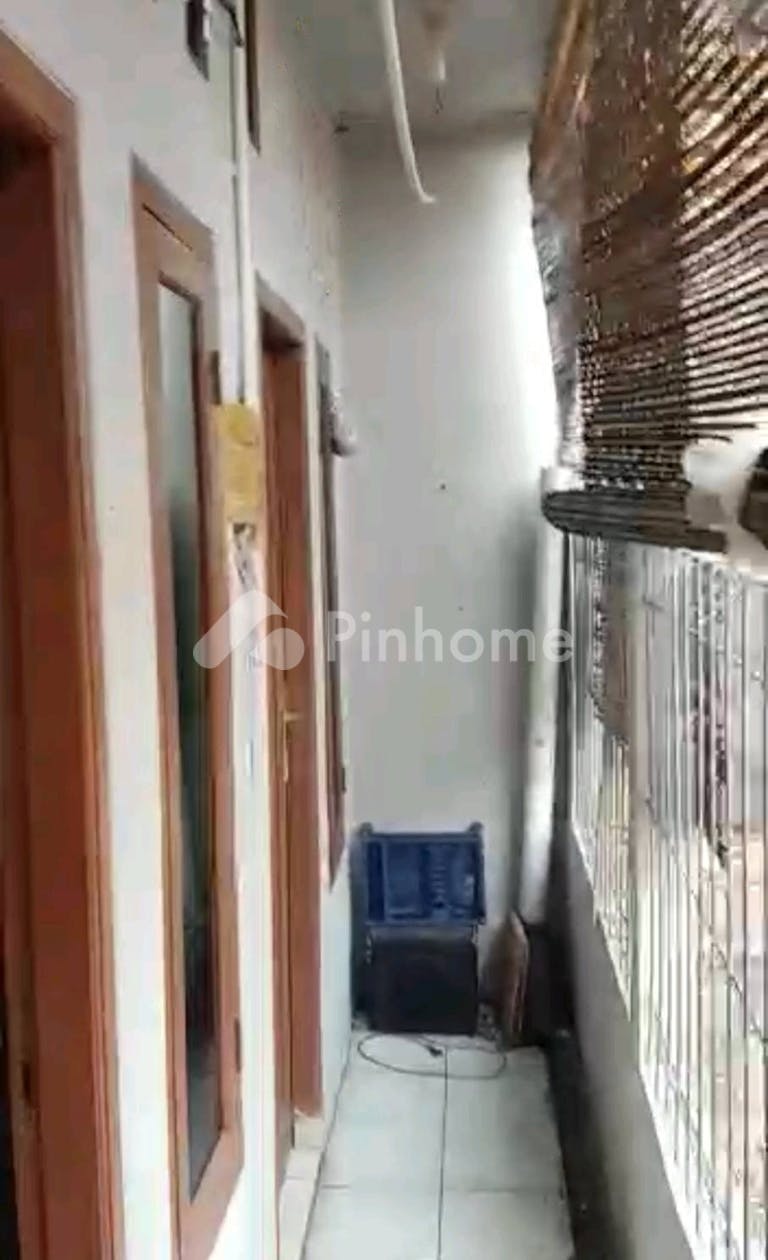 dijual rumah kosan 7 kamar termurah di jalan kramat pulo dalam 2 - 2