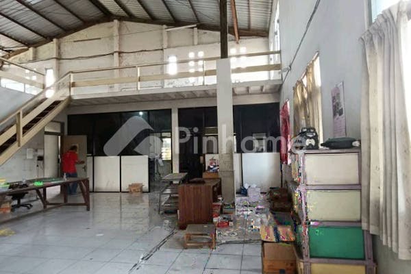 disewakan tanah komersial gudang   kantor di lokasi strategis di jl  diponegoro - 8