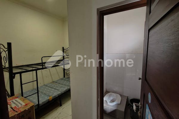disewakan rumah 2 lantai full furnished di villa panbil residence - 5
