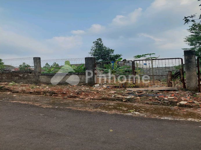 dijual tanah residensial siap pakai dekat mall di taman gunung anyar - 9