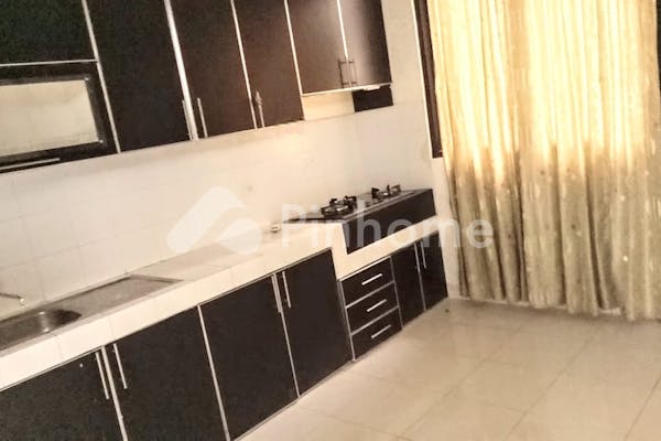 dijual rumah 2 lantai cluster favorit di bsd city - 4